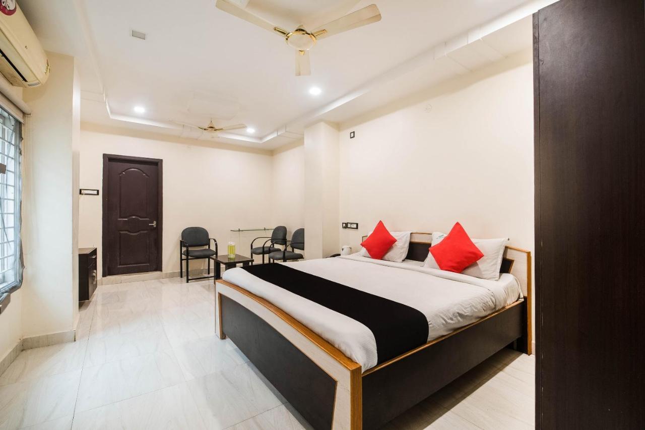 Capital O Aditya Grand Guntur Luaran gambar