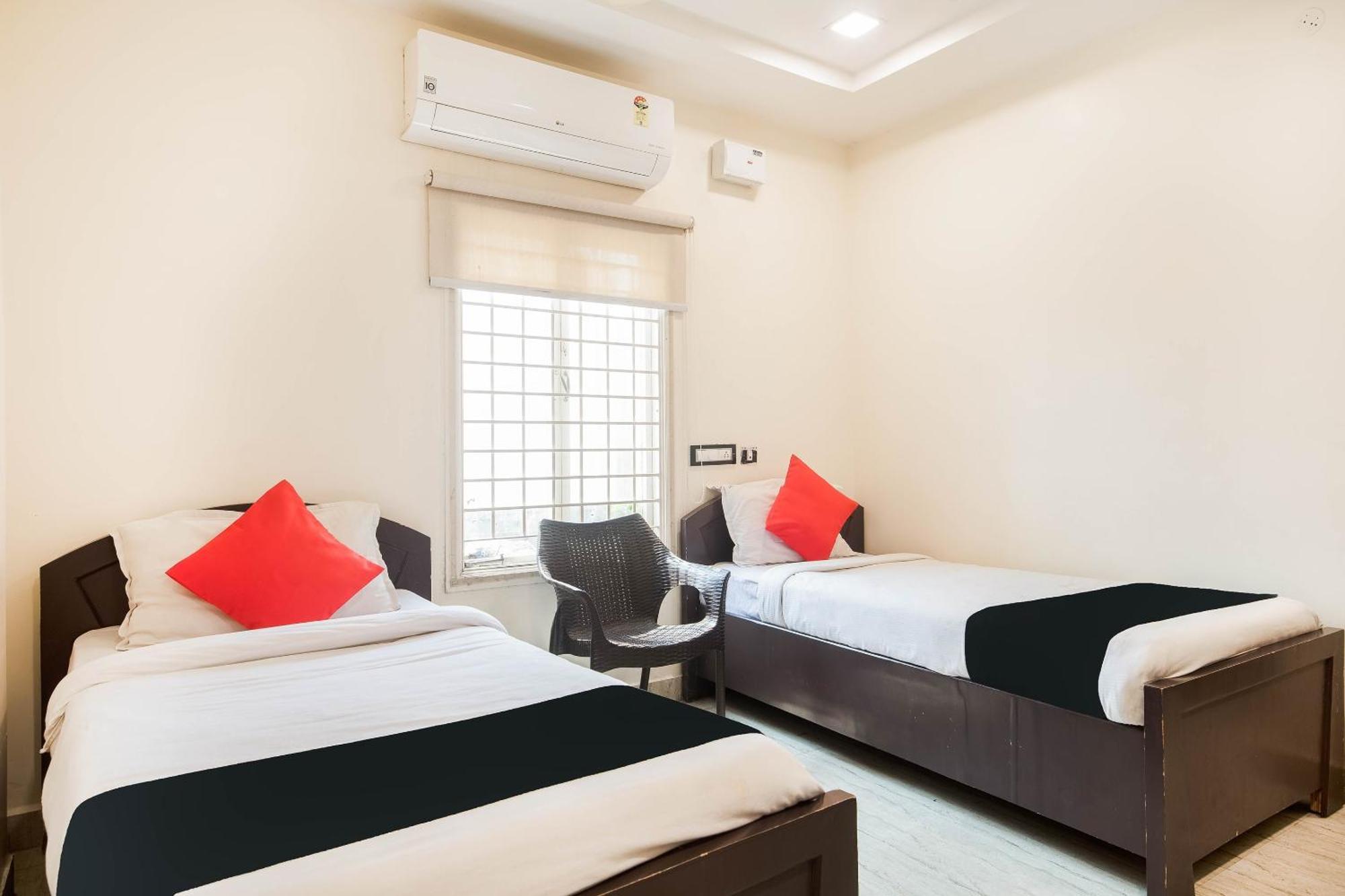 Capital O Aditya Grand Guntur Luaran gambar